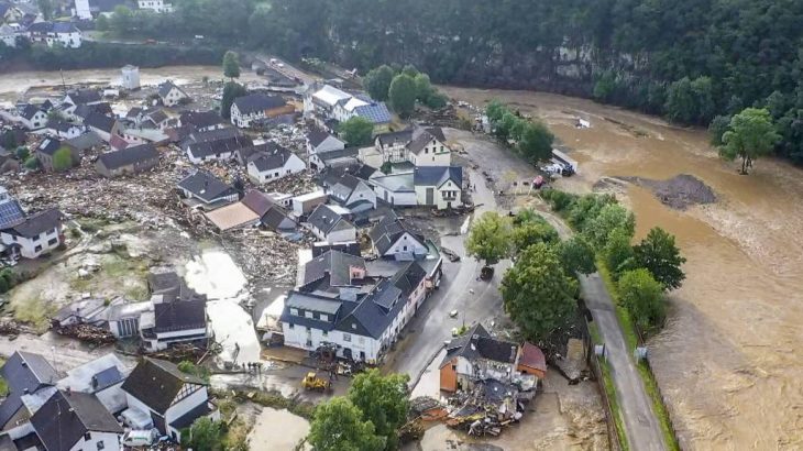 Precipitação sem precedentes deve continuar até final da semana e também atinge Bélgica e Holanda 
(Christoph Reichwein/AFP)