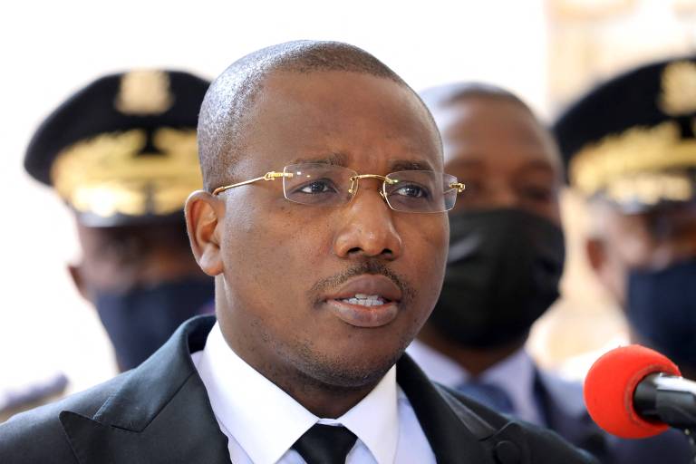 Em meio à disputa de sucessão, premier do Haiti anuncia renúncia
