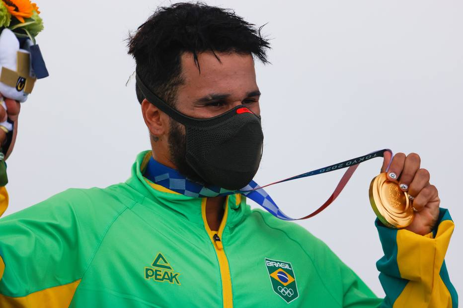 Olimpíadas: Italo Ferreira conquista 1º ouro do Brasil e faz história no surfe
