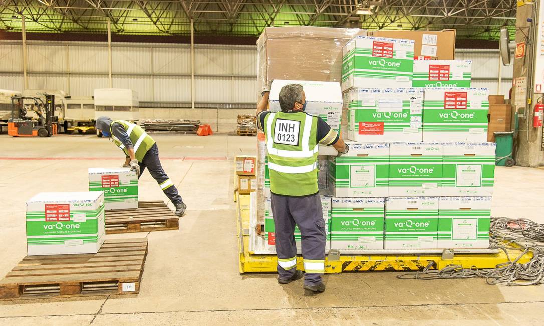 Copa América: chegam ao Brasil as 20 mil doses de vacina contra Covid-19 doadas pela Conmebol