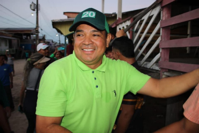 Prefeito de Tapauá, no interior do Amazonas, é investigado por autopromoção nas redes sociais