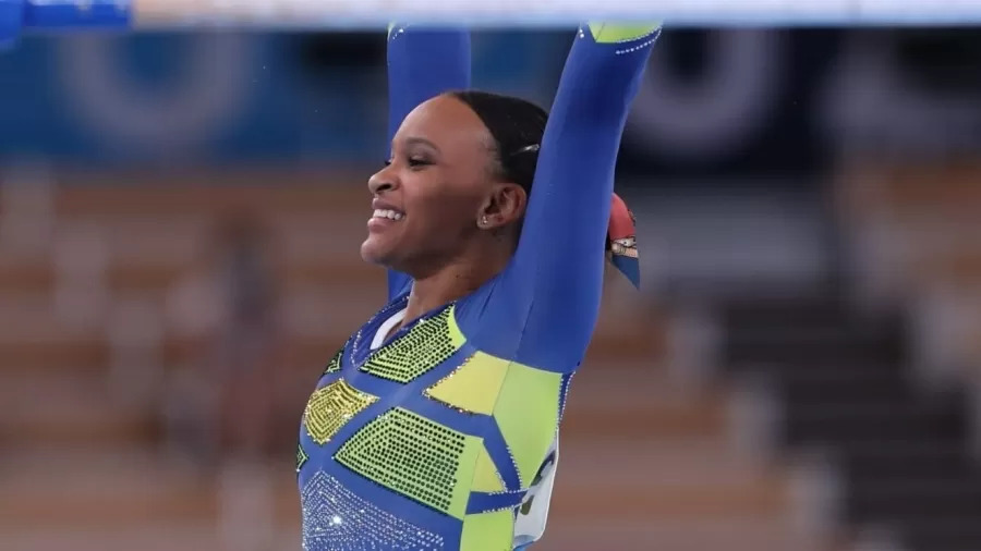 Rebeca Andrade conquista medalha de prata para o Brasil na ginástica