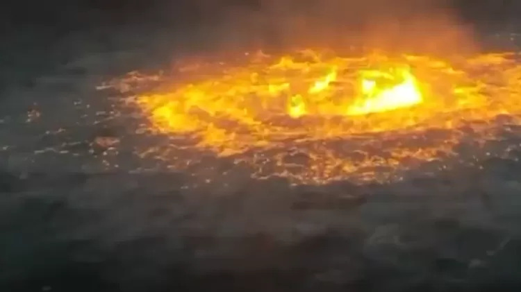 Vazamento em duto faz mar ‘pegar fogo’ no Golfo do México