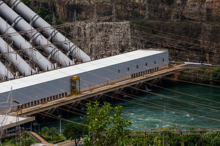 As grandes hidrelétricas, como Furnas (foto), são as responsáveis pela produção de energia elétrica do País (60,26%) (Apu Gomes/Folhapress)