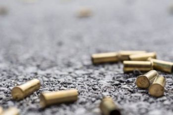 Armas de fogo causaram a morte de 51% das mulheres assassinadas no País, nos últimos 20 anos (Getty Images)