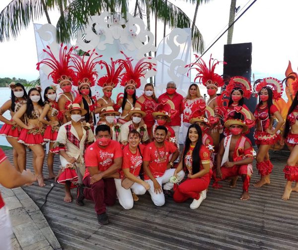 Companhia de Dança Folclórica Garantido Show realiza feijoada em Manaus