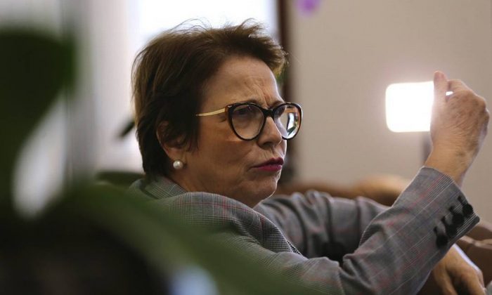 Ministra da Agricultura, Tereza Cristina confirma que está com Covid-19