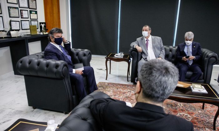 Presidente do STF, ministro Luiz Fux recebe relatório da CPI da Covid
