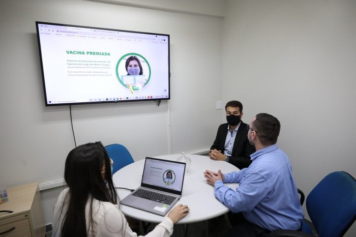 Governador do AM anuncia os nomes dos 200 primeiros sorteados no ‘Vacina Premiada’