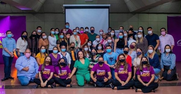 ‘Pessoas valorizadas e felizes geram mais resultados’, afirma psicóloga e gestora de líderes