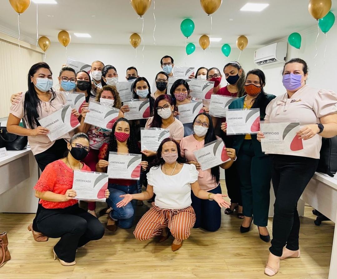 Master coach realiza curso focado em autodesenvolvimento e carreira profissional