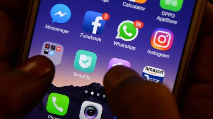 Usuários relataram falhas no WhatsApp, Instagram e Facebook (AFP)