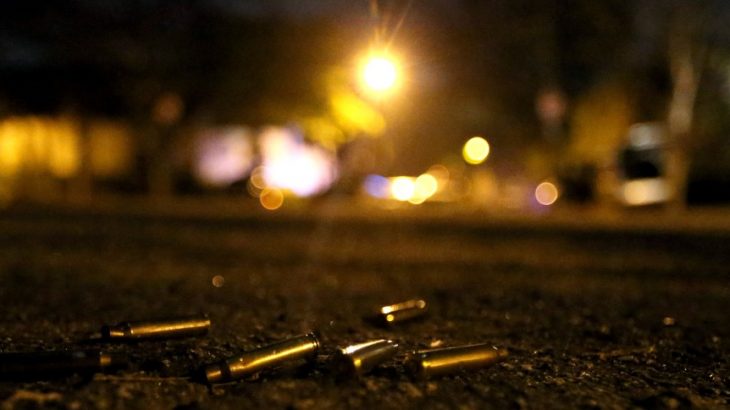 Dos 30 mil assassinatos ocasionados por disparo de armas de fogo em 2019, 78% vitimaram a população negra no Brasil. (Foto: Nilton Fukuda/Estadão Conteúdo)