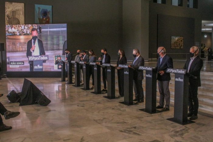 São Paulo vai liberar uso de máscara ao ar livre dia 11 de dezembro