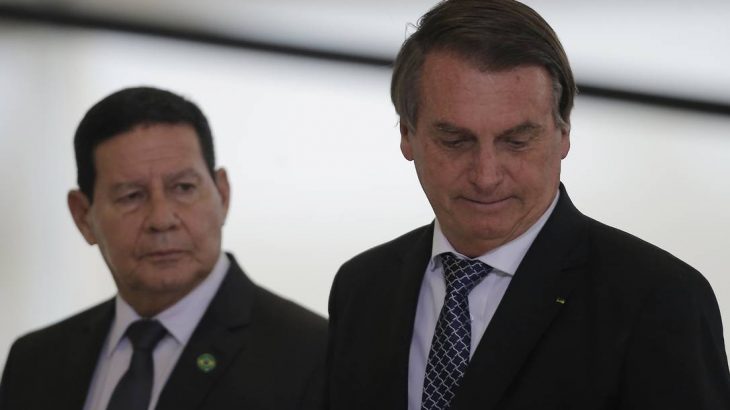 Há tempos, a relação entre Hamilton Mourão e Jair Bolsonaro é pautada por desconfiança mútua (Cristiano Mariz)