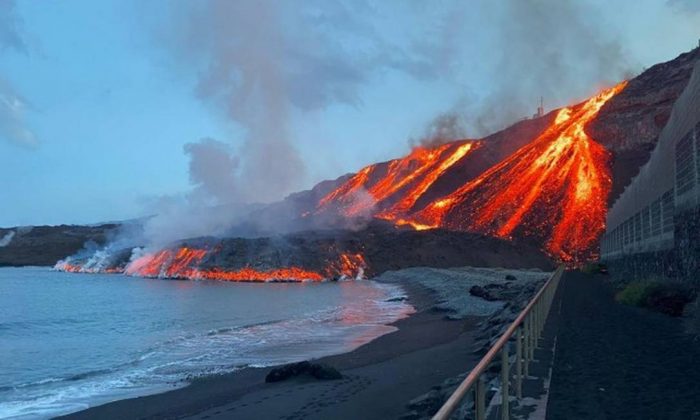 Erupção do vulcão nas Ilhas Canárias devastou área equivalente a mil campos de futebol em quase dois meses