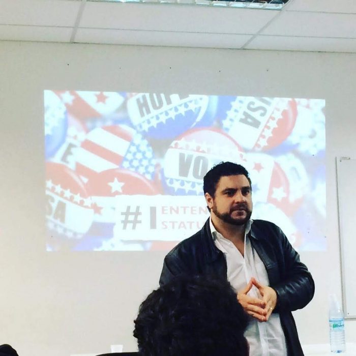 Manauara ganha prêmio de melhor profissional de Marketing Digital do Brasil