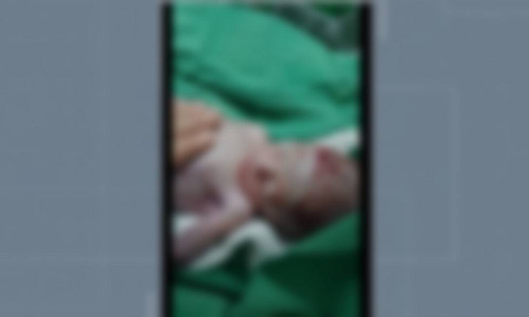 Em Rondônia, bebê é salvo por agente funerário minutos antes de ser enterrado vivo