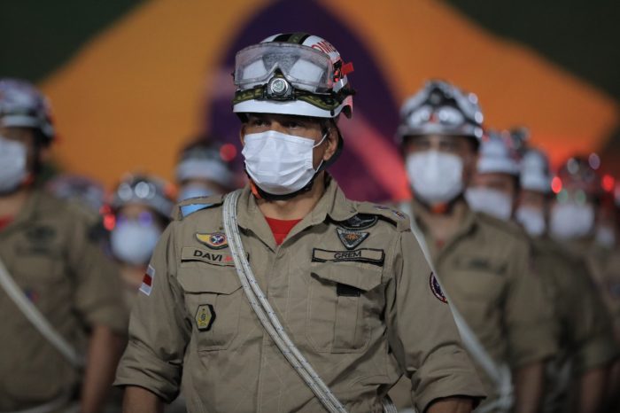 Governador do AM anuncia promoção de mais de 250 bombeiros militares