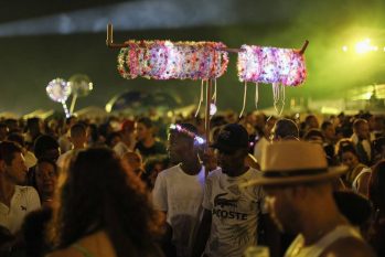 Tradicional Réveillon no Rio reúne multidão em Copacabana (Gabriel Monteiro/ Agência O Globo)