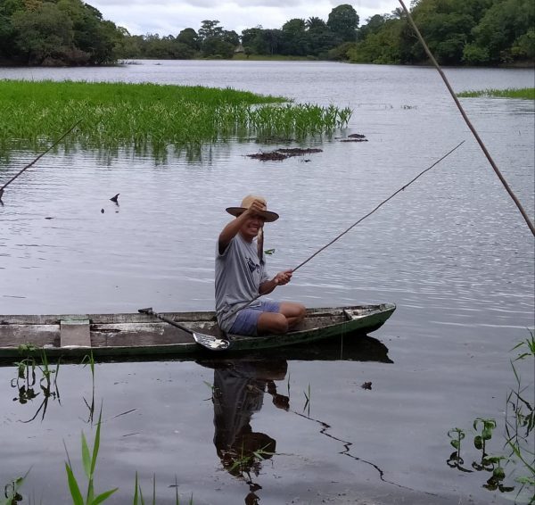 Artista da Boca da Valéria, em Parintins, terá a trajetória contada em documentário da Netflix