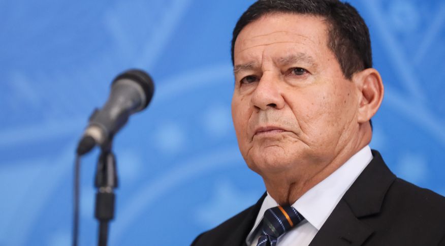 Mourão compara Putin a Hitler, defende apoio à Ucrânia e uso da força contra a Rússia