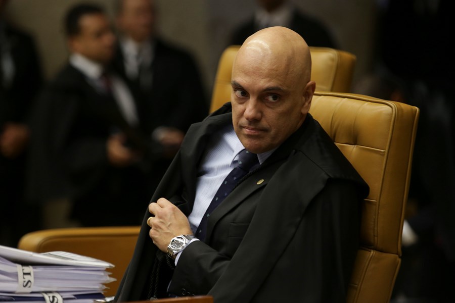 Alexandre de Moraes determina abertura de novos inquéritos para apurar atos golpistas em Brasília