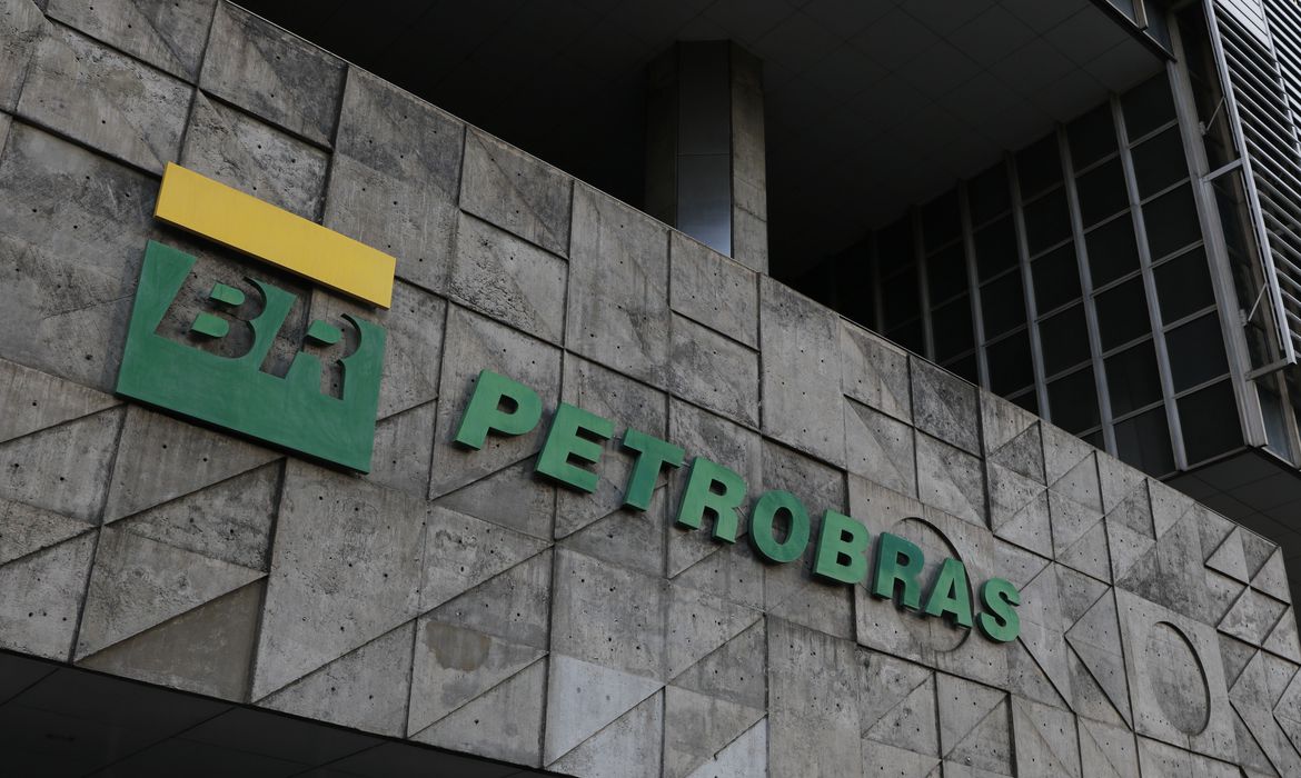 Petrobras diz que não pode antecipar decisão sobre preços; ‘desafiador e de alta volatilidade’