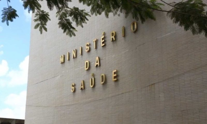 Ministério consulta a população sobre uso de medicamento contra Covid-19