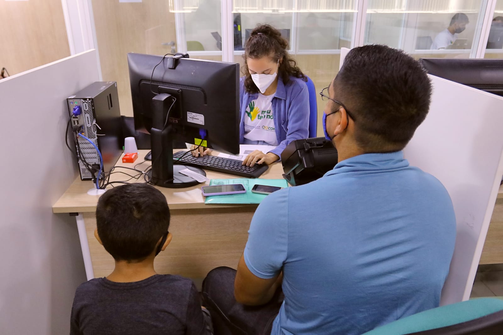 Defensoria do AM atende 400 pessoas em mutirão voltado ao reconhecimento de paternidade