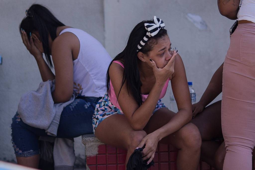 Operação policial em comunidade do Rio de janeiro deixa ao menos 22 mortos e sete pessoas feridas
