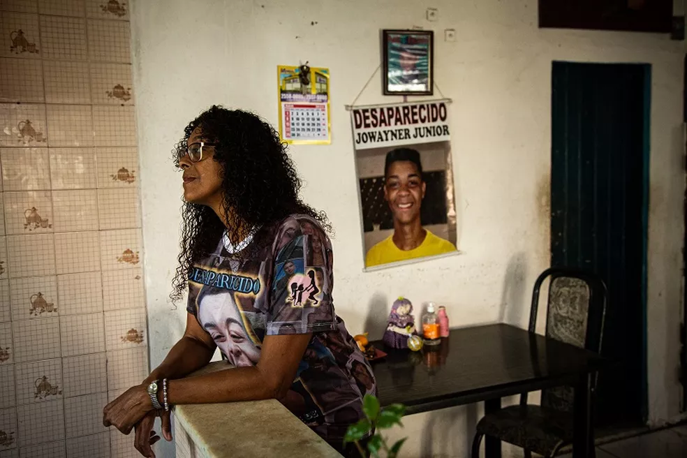 Desaparecidos: familiares negros e pobres são os que mais sofrem com falhas no atendimento e na investigação no RJ