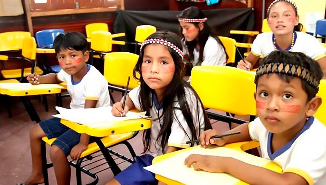 Em Manaus, professores e lideranças indígenas se reúnem para debater lei que criou escola municipal indígena