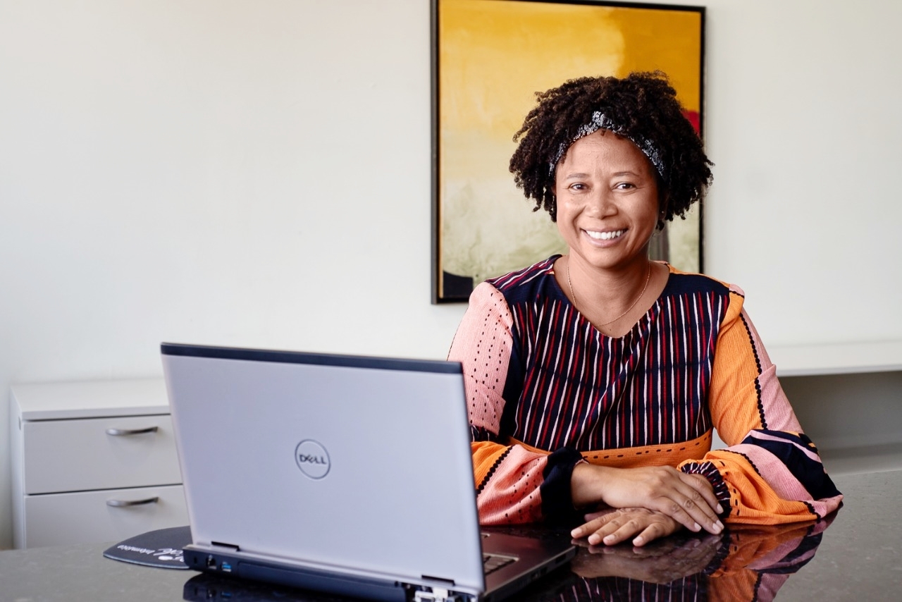 Preconceito cultural: candidatos brancos têm duas vezes mais chances que os negros de serem eleitos deputados