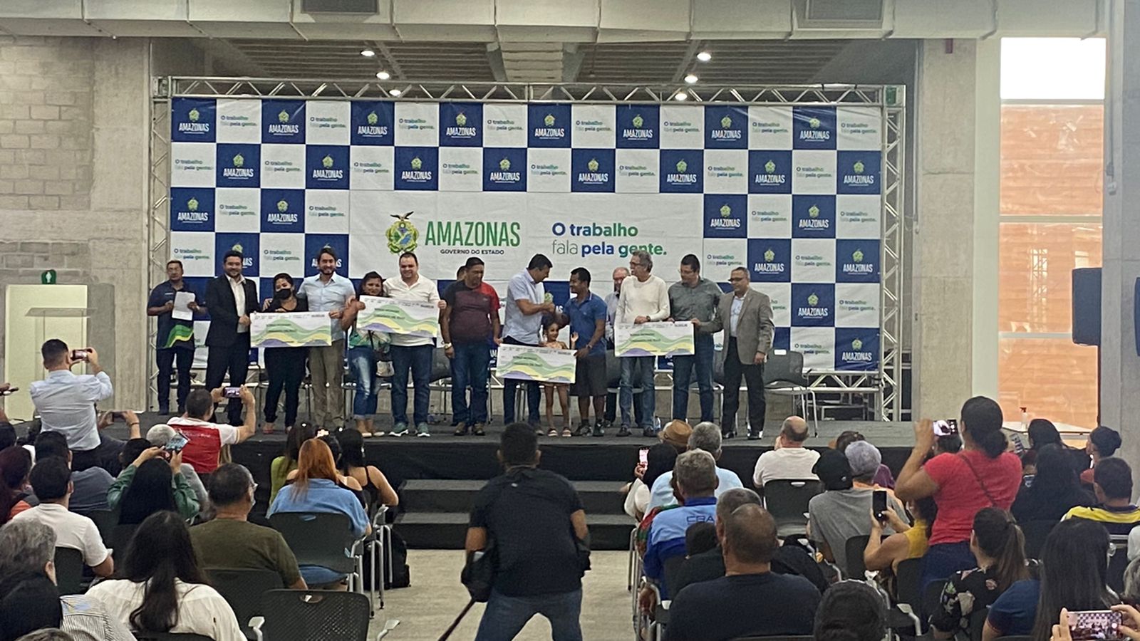 Último lote de indenizações é pago a beneficiários do Prosamim+ do Igarapé do Quarenta