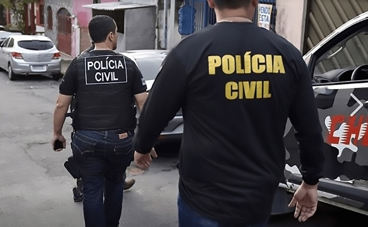 Com maior salário-base do Brasil, R$ 12,9 mil, investigadores do AM organizam protesto em Manaus