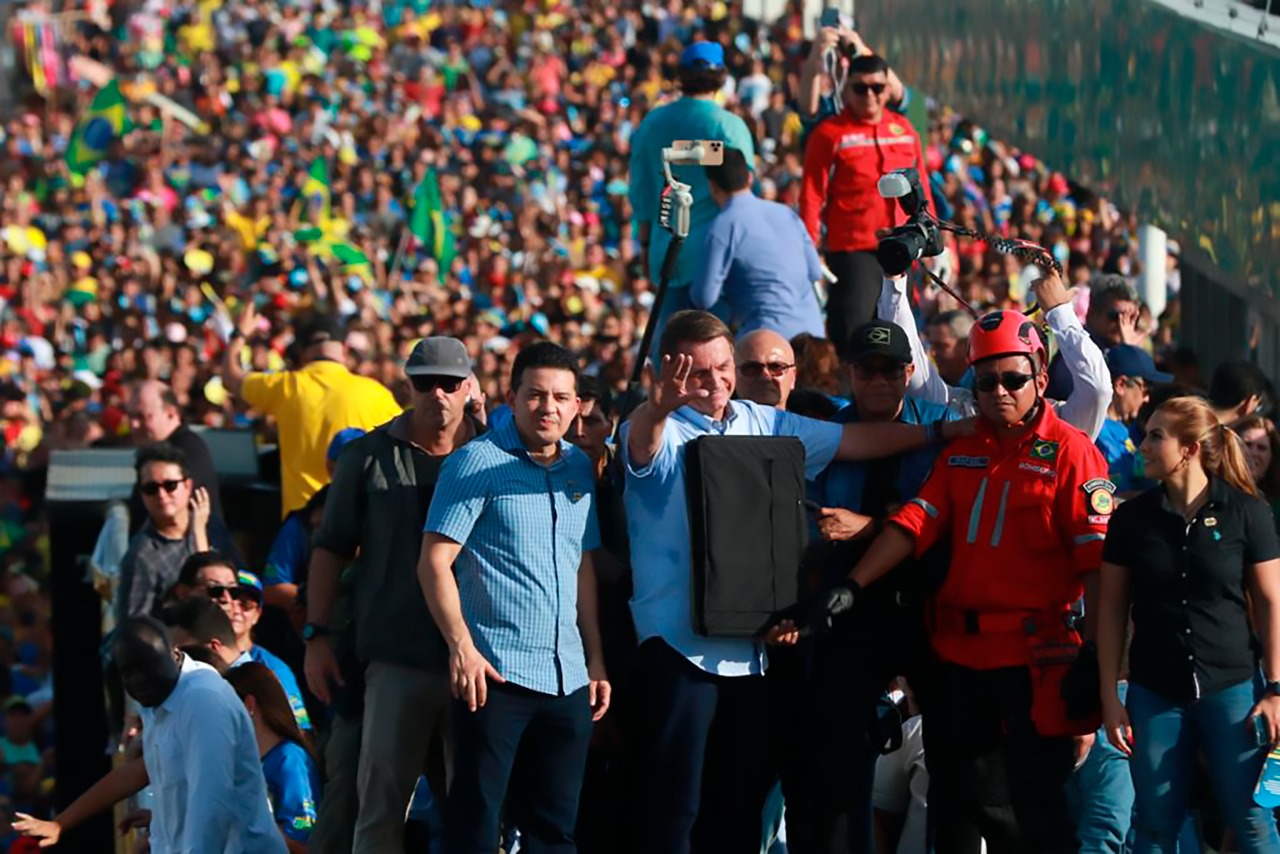 Em visita a Manaus, Bolsonaro defende redução do IPI que ameaça Zona Franca