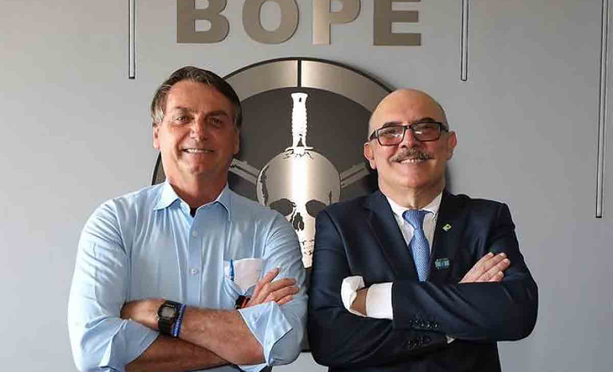 Ex-ministro da Educação e pastor ligado a Bolsonaro são presos em operação sobre ‘balcão’ do MEC