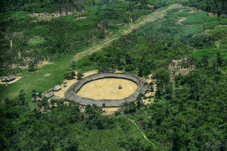 Deputados e senadores acompanham as denúncias de organizações não governamentais sobre o caso de uma menina Yanomami de 12 anos que teria sido estuprada e morta por garimpeiros (Leonardo Prado/Procuradoria-Geral da República)