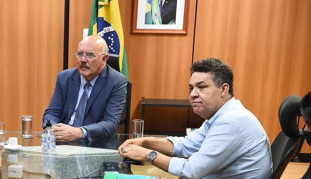 Polícia Federal confirma que pastor ligado a Bolsonaro e ex-assessor do MEC estiveram dez vezes no mesmo hotel