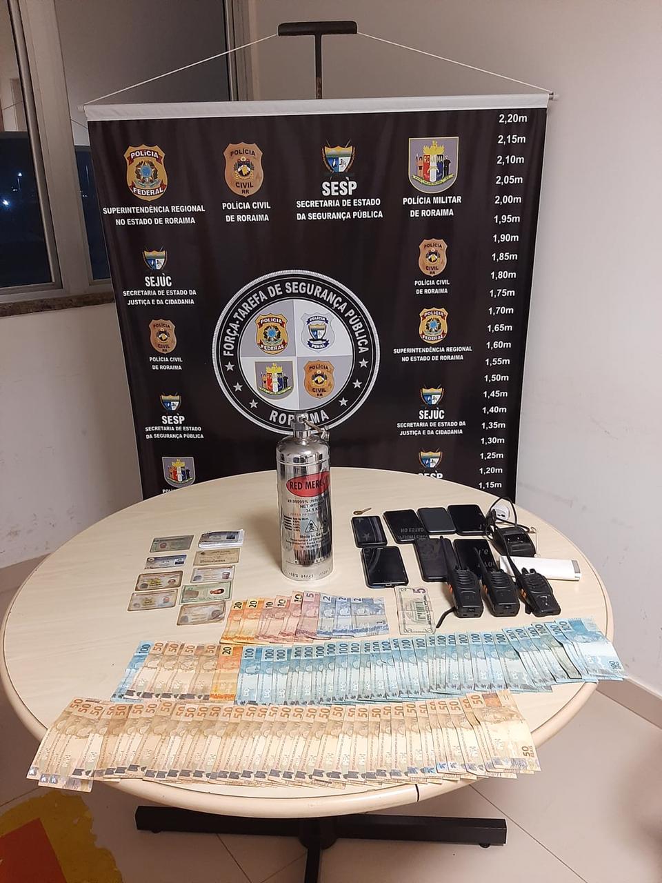 Em RR, PF prende seis pessoas com mais de 30kg de mercúrio e R$ 4 mil em espécie