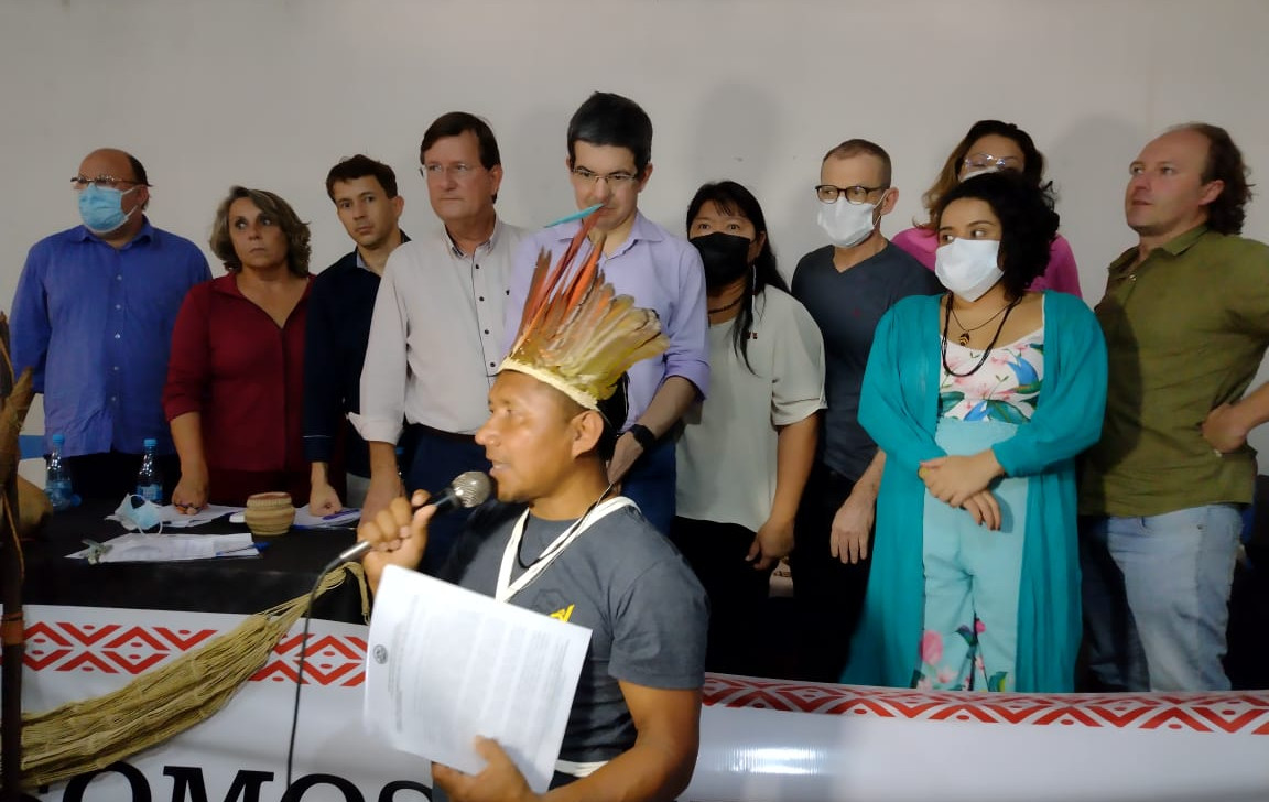 Sob pedidos de socorro, parlamentares acompanham investigações do caso Dom e Bruno e ouvem indígenas de Atalaia do Norte