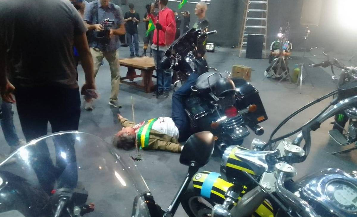 Ministro da Justiça pede que PF investigue filme que simula ataque a Bolsonaro