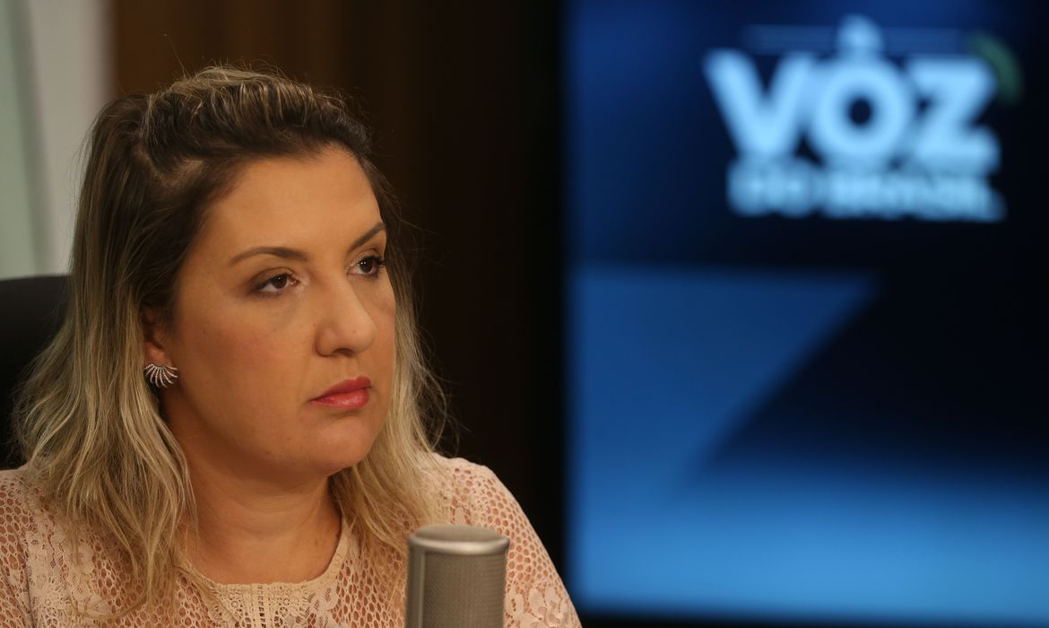 Agências da Caixa criam espaços exclusivos para atendimento às mulheres