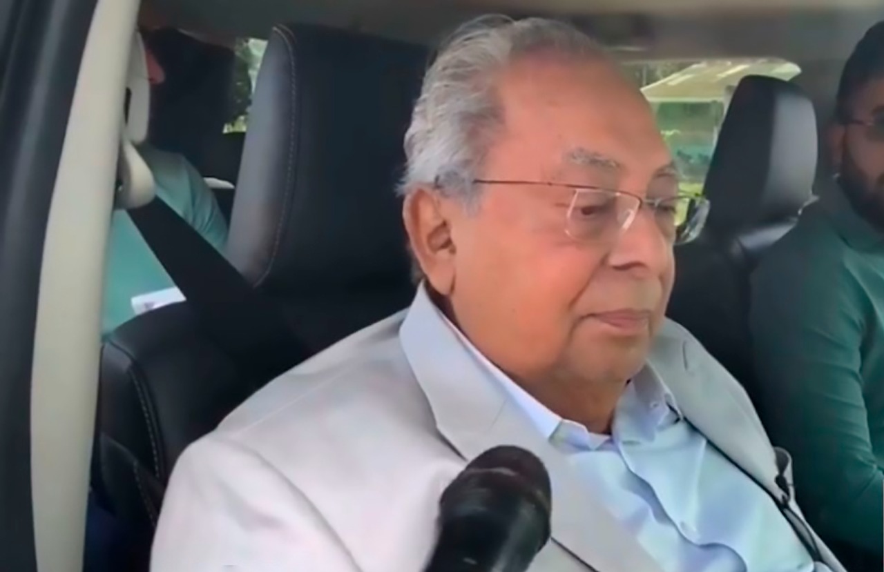 Amazonino é levado a interior do AM para fazer pré-campanha eleitoral e demonstra exaustão em vídeos