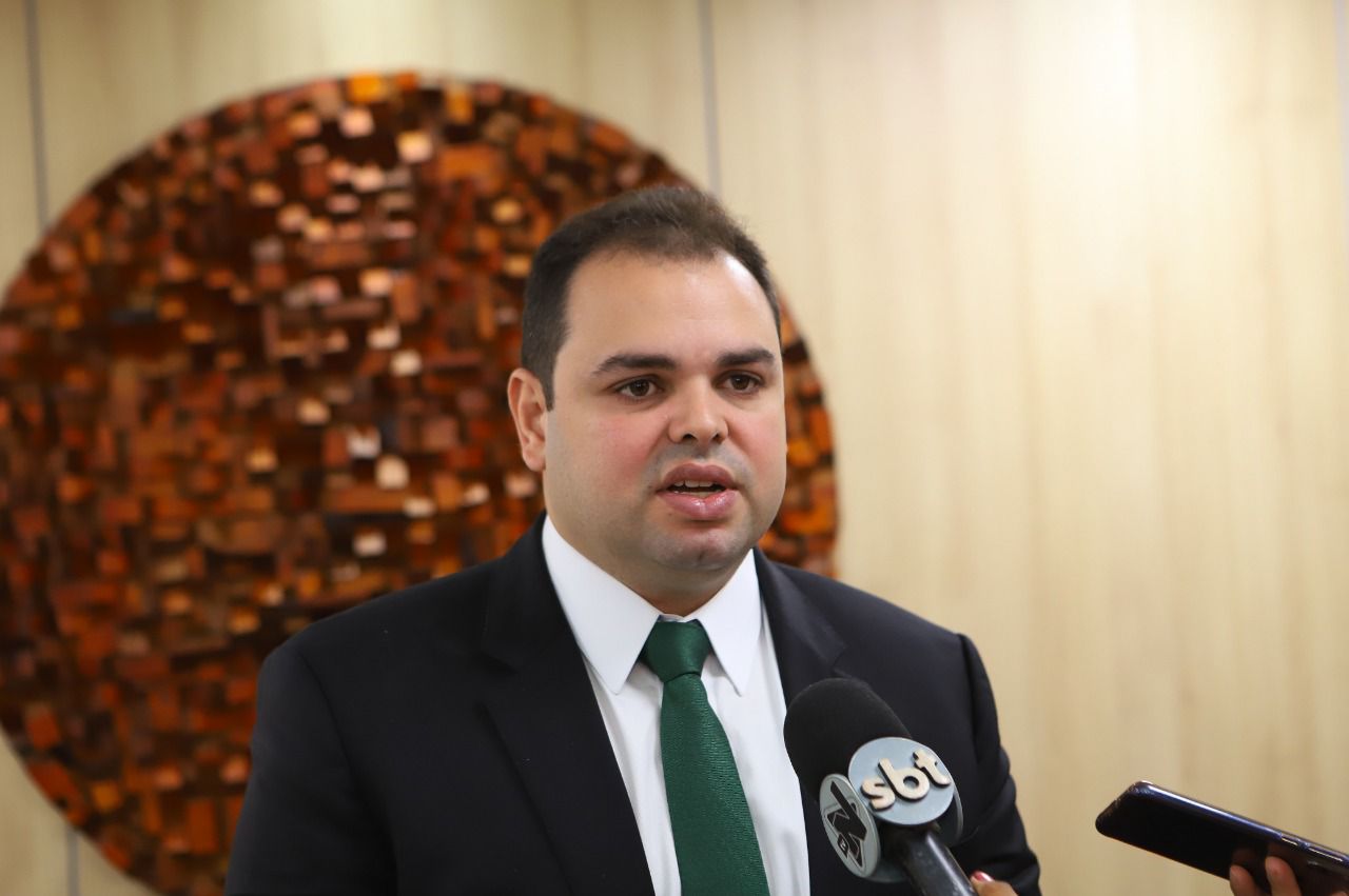 Presidente da Aleam solicita melhorias na infraestrutura de bairros da Zona Oeste de Manaus