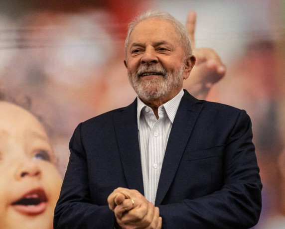 ‘Irresponsável e criminosa’, diz Lula sobre gestão Bolsonaro após registro de candidatura