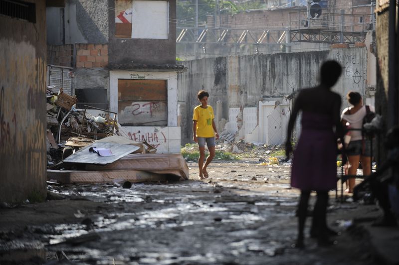 Brasil deve encerrar 2022 com redução nos índices de extrema pobreza