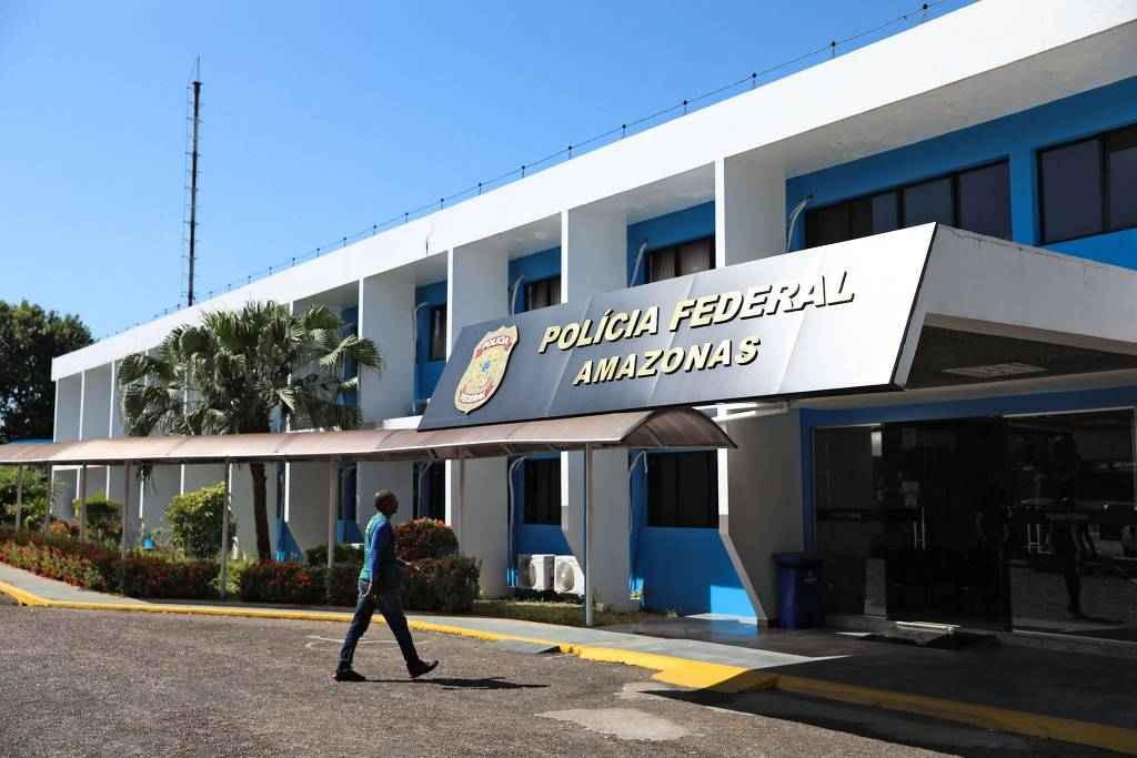 Rios da Amazônia são invadidos por grupos armados; piratas usam lanchas, drones e se passam pela PF