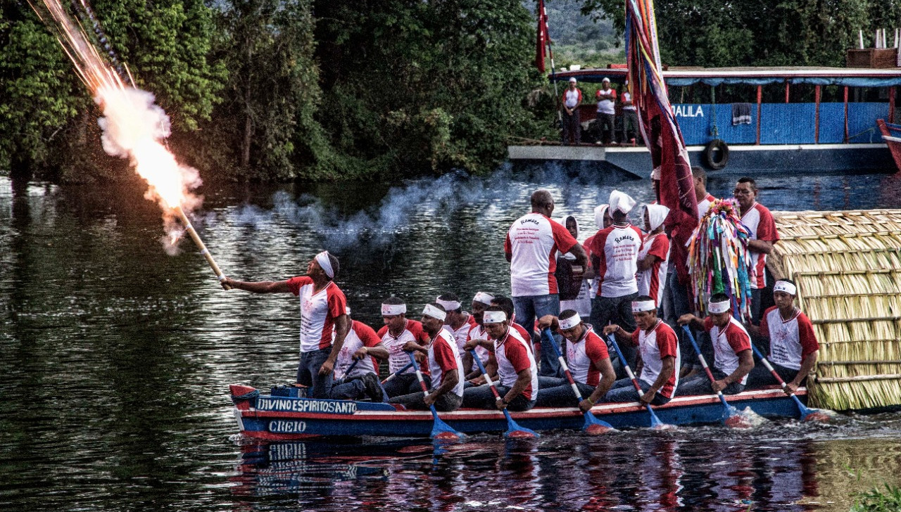 ‘O Divino Guaporé’: depois de ganhar documentário, festa centenária de RO é retratada em fotolivro